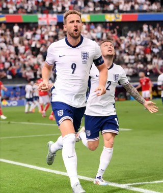 2012欧洲杯英格兰捷克(欧洲杯英格兰捷克斯洛伐克最新消息直播)