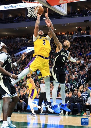 今日nba湖人(今日nba湖人比赛回放录像)