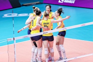 13日cctv5+直播天津女排首战的简单介绍
