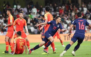 今晚国足比赛的现场直播(今晚国足比赛的现场直播时间)