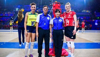 中国女排对战巴西女排(中国女排对战巴西女排结果)