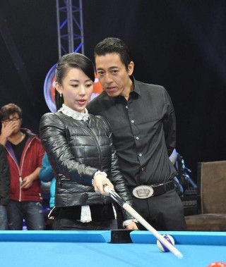 九球天后终于结婚了(37岁“九球天后”,美貌与实力并存,私人座驾很有品味)