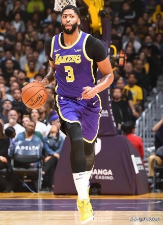 nba湖人新闻最新消息(nba湖人新闻最新消息湖人赛程)