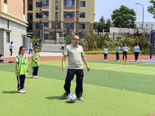 足球赛(足球赛多久一场)