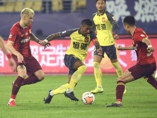 广州恒大今晚比赛直播(广州恒大今天比赛直播视频)