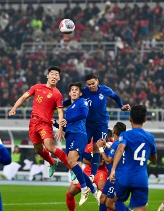 国足vs新加坡(国足VS新加坡世预赛)