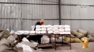 央视315之一弹：济宁梁山希希纸制品有限公司用垃圾纸品做婴儿纸尿裤、卫生巾等