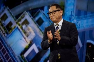 丰田章男据悉计划收购丰田工业 加强集团业务掌控引发公司治理担忧