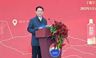 茅台董事长，六年换了四任(茅台董事长,六年换了四任总经理)