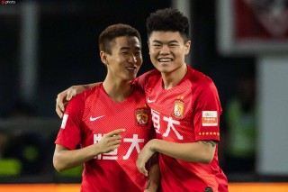 上海上港球员名单(上海上港球员名单大全)