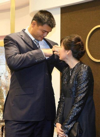 姚明的老婆身高多高(姚明的老婆身高是多少米)