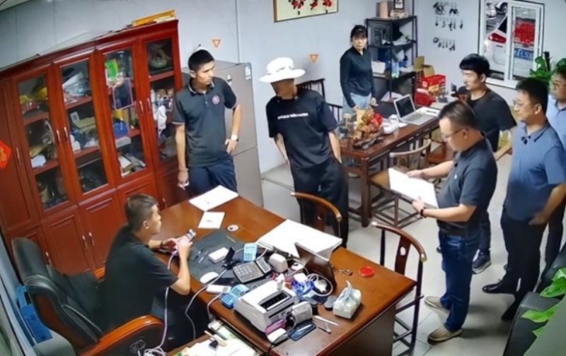 “打假博主”被打假： ***  *** 是一门怎样的生意？  第1张