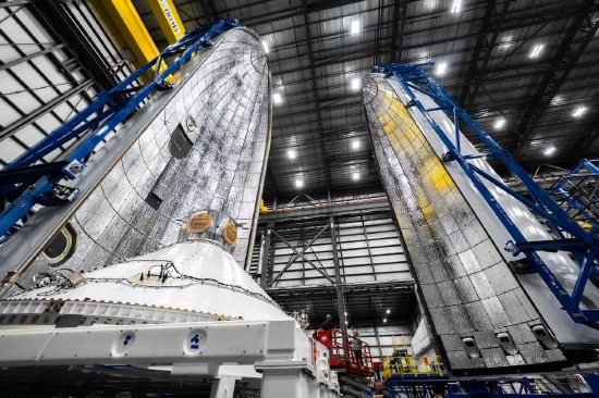 蓝色起源火箭将在SpaceX的关键挑战中首次亮相  第1张