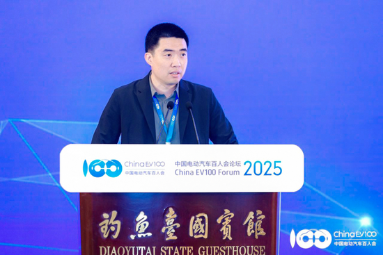 李想：理想汽车自研汽车操作系统的五大优势  第1张