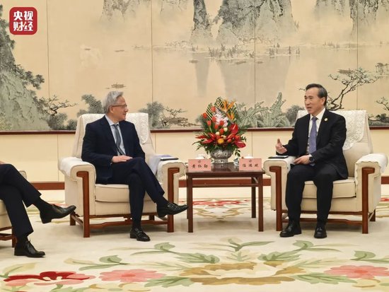 英伟达CEO黄仁勋到访北京 表态希望继续与中国合作  第1张