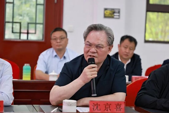 茅台在河南周口李寨村召开七省区经销商座谈会  第13张