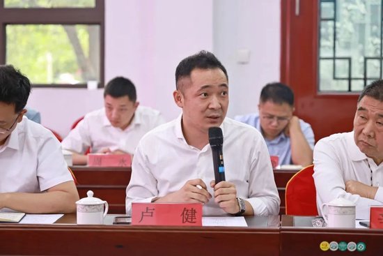 茅台在河南周口李寨村召开七省区经销商座谈会  第16张