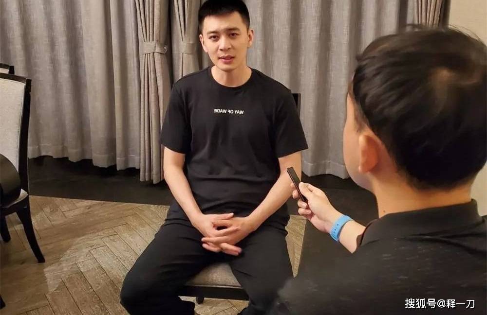 杨鸣老婆唐佳良巨富(杨鸣老婆唐佳良资料什么星座)  第1张