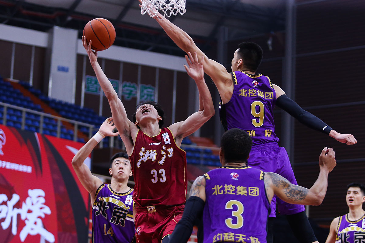 广东男篮vs浙江男篮直播(广东男篮vs浙江男篮直播时间)  第1张
