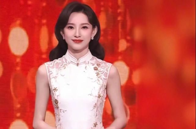 欧洲杯豪门盛宴女主持(欧洲杯豪门盛宴主持人2024)  第1张
