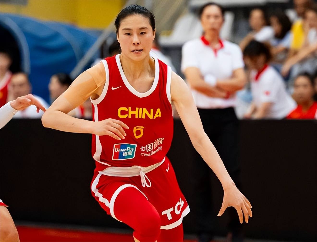 中国女篮比赛(中国女篮比赛时间)  第1张