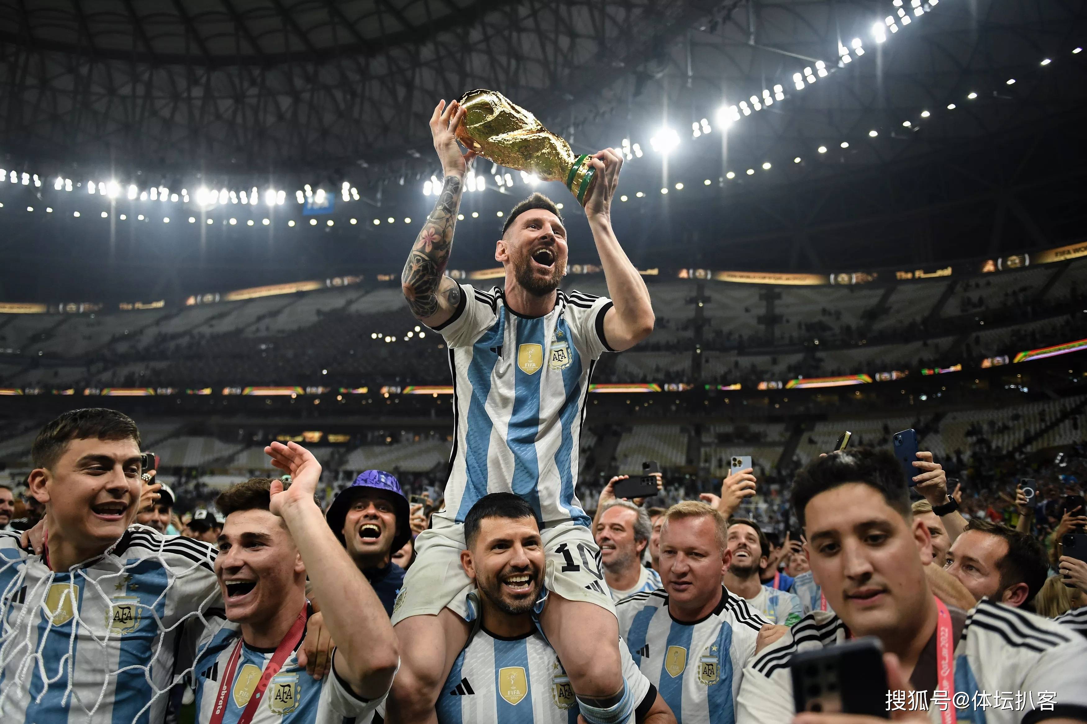 梅西2022世界杯(梅西2022世界杯进球助攻数据)  第1张